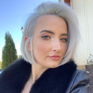 Meet your Posher, Natalie